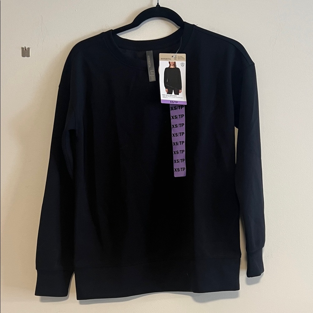 Mondetta Classic Black Crewneck Sweater